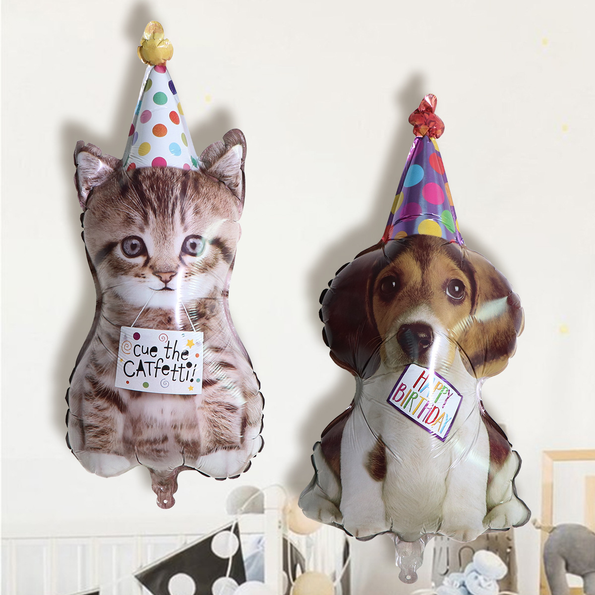Pet Supplies Warehouse - قطعتان من بالونات عيد الميلاد على